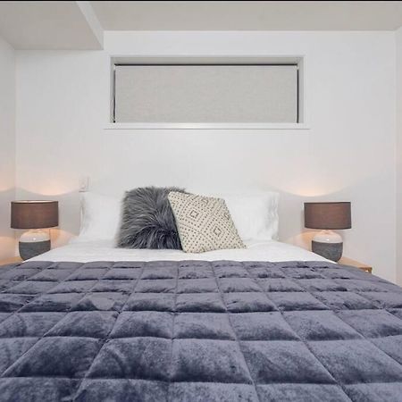 City Centre Apartment Close To Hagley Park Christchurch Exteriör bild