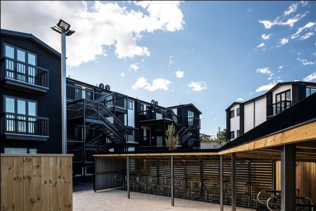 City Centre Apartment Close To Hagley Park Christchurch Exteriör bild