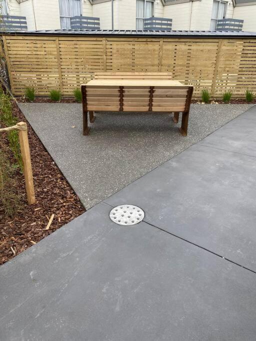 City Centre Apartment Close To Hagley Park Christchurch Exteriör bild
